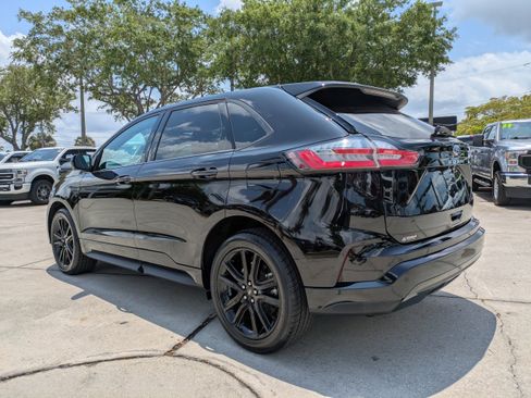 Certified 2024 Ford Edge ST-Line AWD/4WD image 6