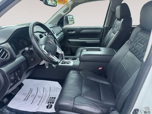 Used 2019 Toyota Tundra Platinum AWD/4WD image 9