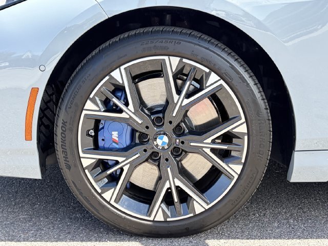 Used 2025 BMW M235i xDrive w/ Premium Package AWD/4WD image 9