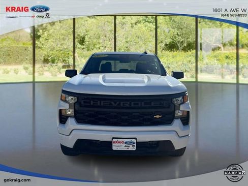 Used 2023 Chevrolet Silverado 1500 Custom AWD/4WD image 2