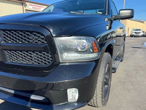 Used 2014 RAM 1500 Express AWD/4WD image 8