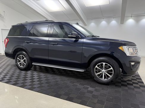 Used 2021 Ford Expedition XLT image 1