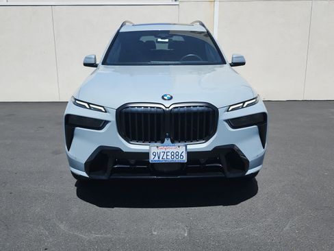 Used 2026 BMW X7 xDrive40i AWD/4WD image 5