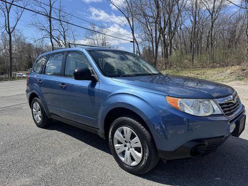 Used 2010 Subaru Forester 2.5X image 5