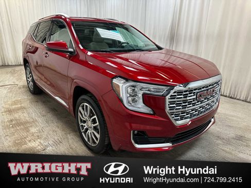 Used 2023 GMC Terrain Denali w/ Denali Premium Package image 1