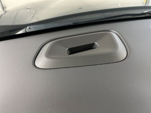 Used 2022 Chevrolet Tahoe LT w/ Luxury Package image 25