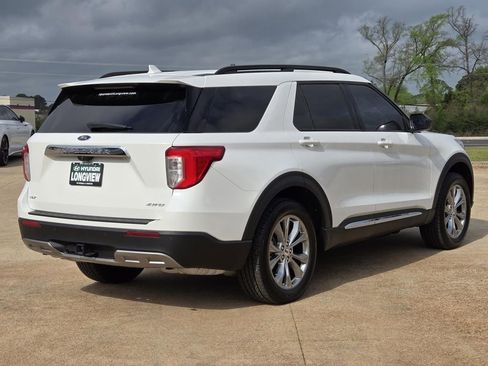 Used 2023 Ford Explorer XLT w/ Equipment Group 202A AWD/4WD image 6
