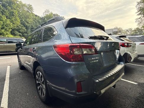 Used 2016 Subaru Outback 3.6R Limited AWD/4WD image 4