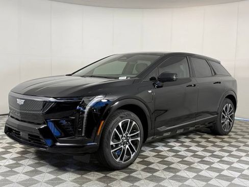 Used 2026 Cadillac Optiq Sport 1 RWD image 2