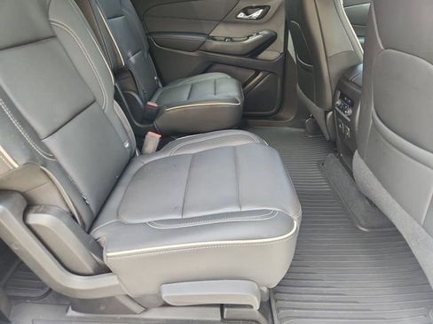 Used 2023 Chevrolet Traverse Premier AWD/4WD image 28