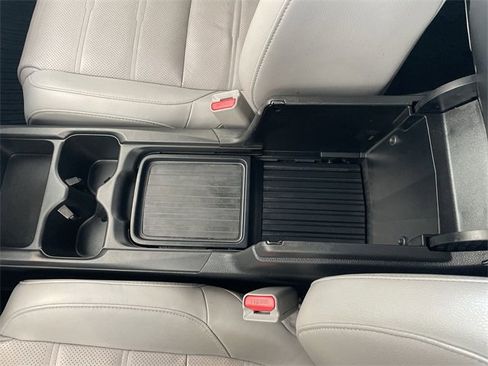 Used 2022 Honda CR-V EX-L image 24