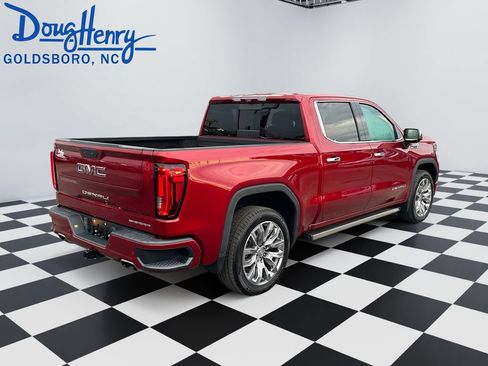 Used 2023 GMC Sierra 1500 Denali w/ Denali Reserve Package AWD/4WD image 5