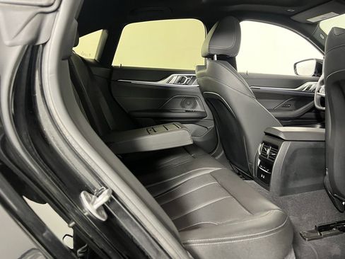 Used 2025 BMW i4 eDrive40 image 30