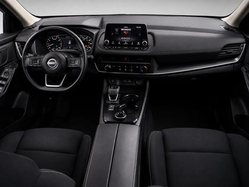 Used 2024 Nissan Rogue S AWD/4WD image 9