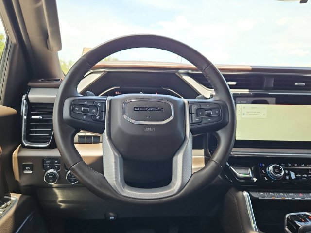 Certified 2025 GMC Sierra 1500 Denali w/ Denali Reserve Package AWD/4WD image 11