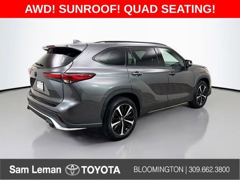 Used 2022 Toyota Highlander XSE image 7