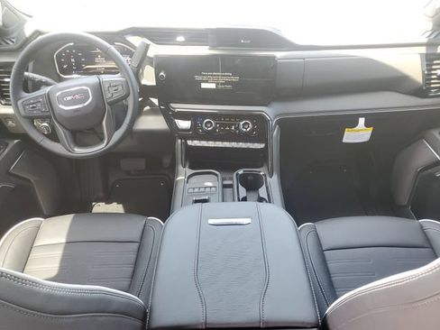 New 2026 GMC Sierra 2500 AT4X AWD/4WD image 14