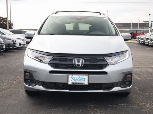 New 2026 Honda Odyssey EX-L image 3