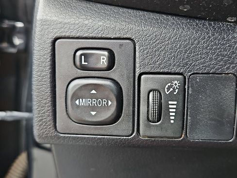 Used 2016 Toyota Corolla S FWD image 26