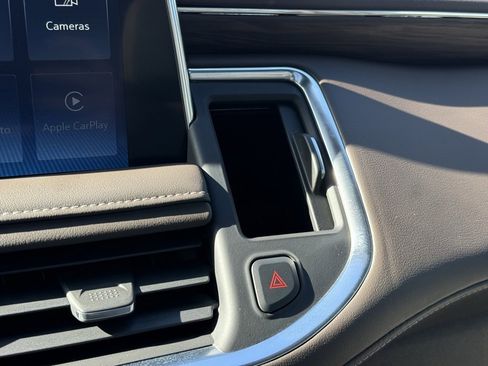 Used 2023 Chevrolet Suburban Z71 w/ Z71 Off-Road Package image 22