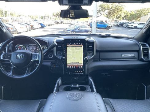 Used 2021 RAM 2500 Laramie w/ Night Edition AWD/4WD image 5