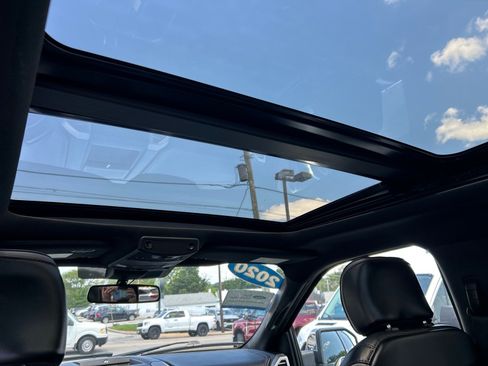 Certified 2020 Ford F150 Platinum AWD/4WD image 7