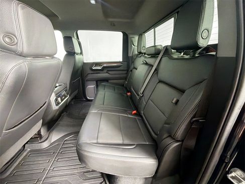 Used 2024 GMC Sierra 2500 Denali w/ Technology Package image 23