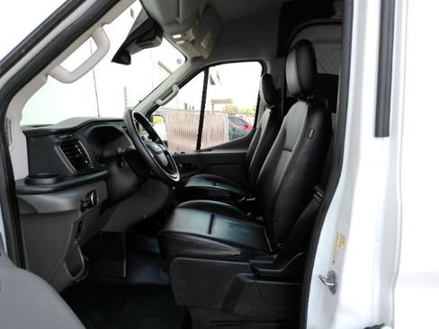Used 2023 Ford Transit 250 Medium Roof AWD image 12