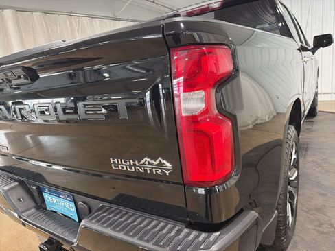 Certified 2024 Chevrolet Silverado 1500 High Country w/ Technology Package AWD/4WD image 16