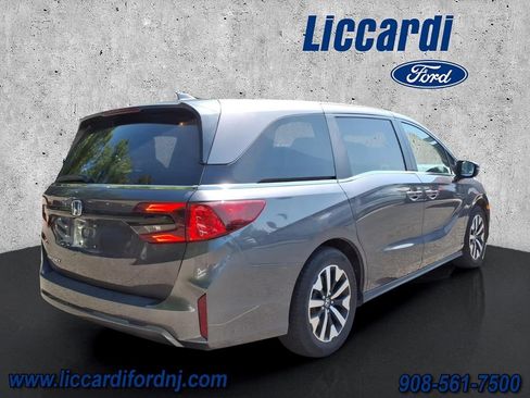 Used 2025 Honda Odyssey EX-L image 4