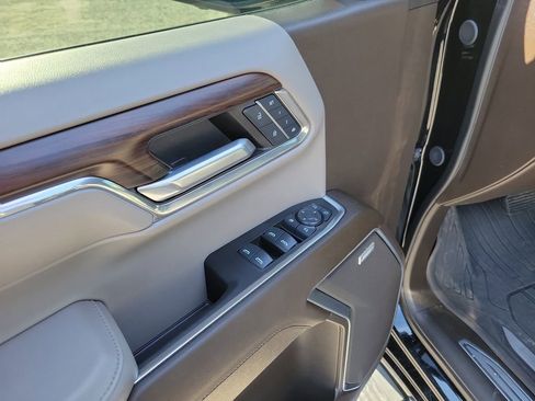 Used 2024 GMC Sierra 1500 SLT w/ SLT Premium Plus Package image 12