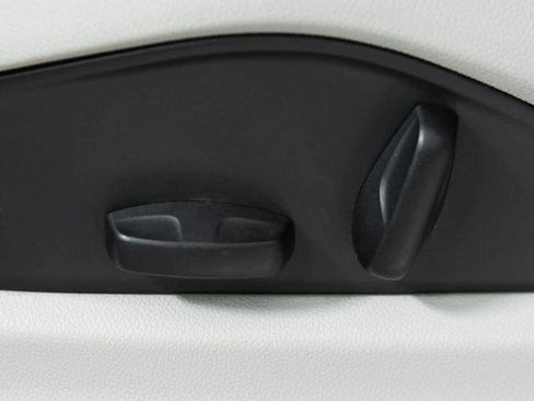 Certified 2023 Porsche Cayenne GTS image 17