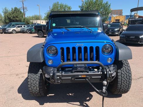 Used 2015 Jeep Wrangler Unlimited Sport w/ Quick Order Package 24S AWD/4WD image 2