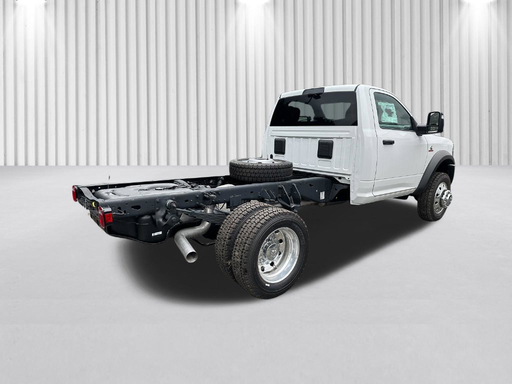 New 2026 RAM 5500 Tradesman w/ Chrome Appearance Group AWD/4WD image 5