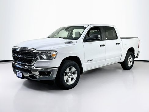 Used 2023 RAM 1500 Big Horn AWD/4WD image 1
