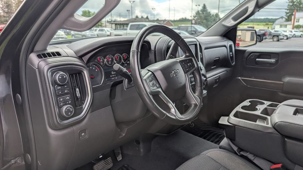 Used 2019 Chevrolet Silverado 1500 RST w/ All-Star Edition AWD/4WD image 6