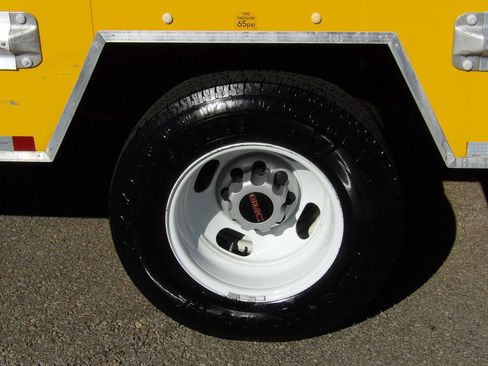 Used 2017 GMC Savana 3500 Extended image 43