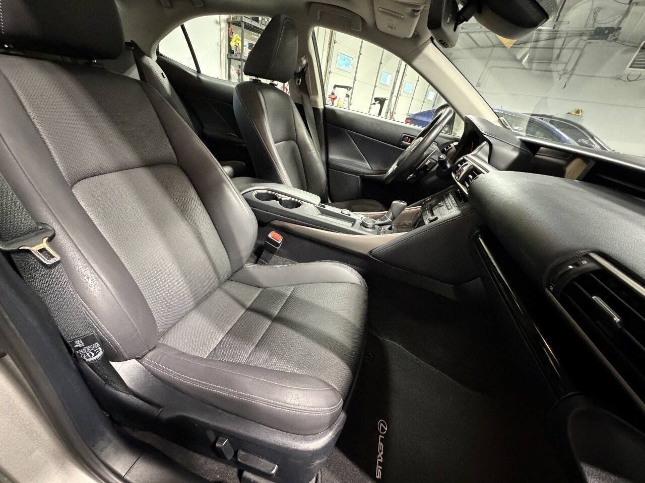 Used 2019 Lexus IS 300 AWD w/ Premium Package image 17