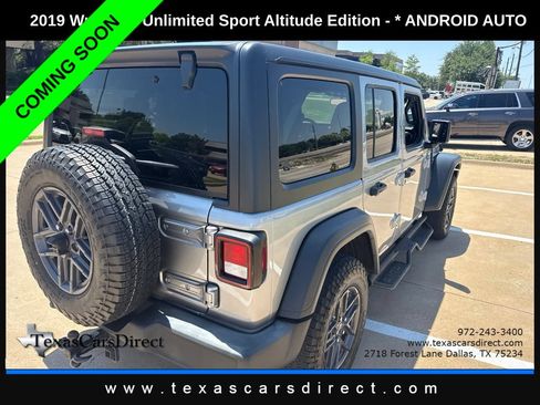 Used 2019 Jeep Wrangler Unlimited Sport AWD/4WD image 5