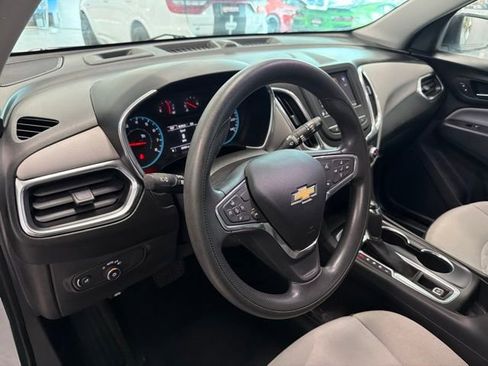 Used 2020 Chevrolet Equinox LS FWD image 13