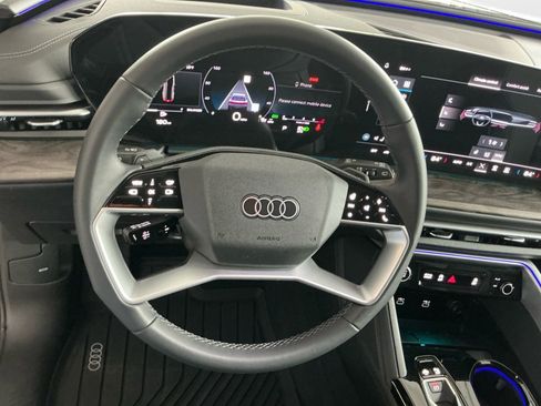 Used 2025 Audi Q5 Premium Plus w/ Premium Plus AWD/4WD image 13