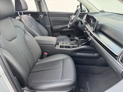 New 2026 Kia Sorento S AWD/4WD image 11