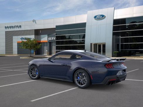 New 2025 Ford Mustang Dark Horse image 4