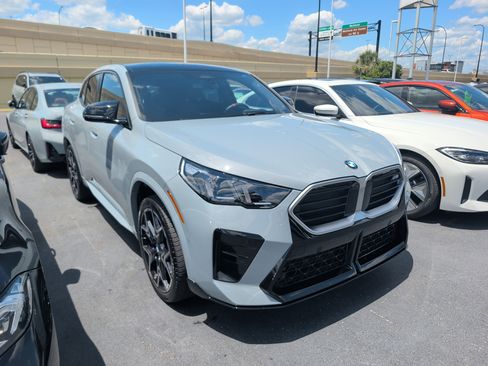 Used 2025 BMW X2 M35i AWD/4WD image 1