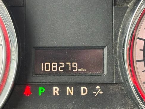 Used 2016 Dodge Grand Caravan SXT FWD image 9