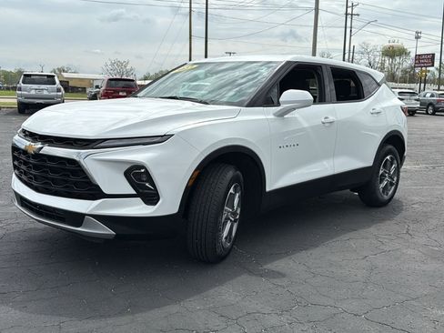 Used 2023 Chevrolet Blazer LT w/ Driver Confidence Package image 3