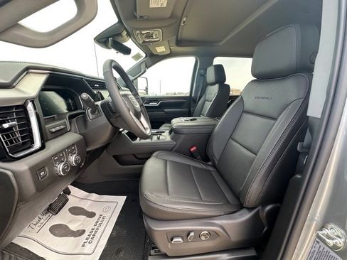 New 2026 GMC Sierra 2500 Denali w/ Denali Reserve Package image 14