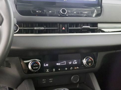 New 2026 Mitsubishi Outlander ES FWD image 42