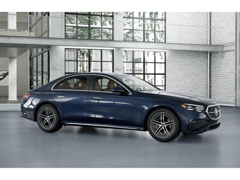 New 2026 Mercedes-Benz E 450 4MATIC Sedan image 13