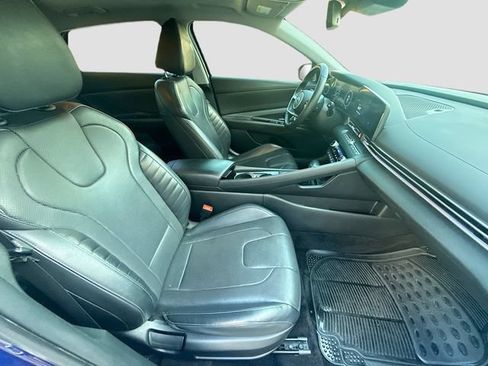 Used 2023 Hyundai Elantra Limited FWD image 28